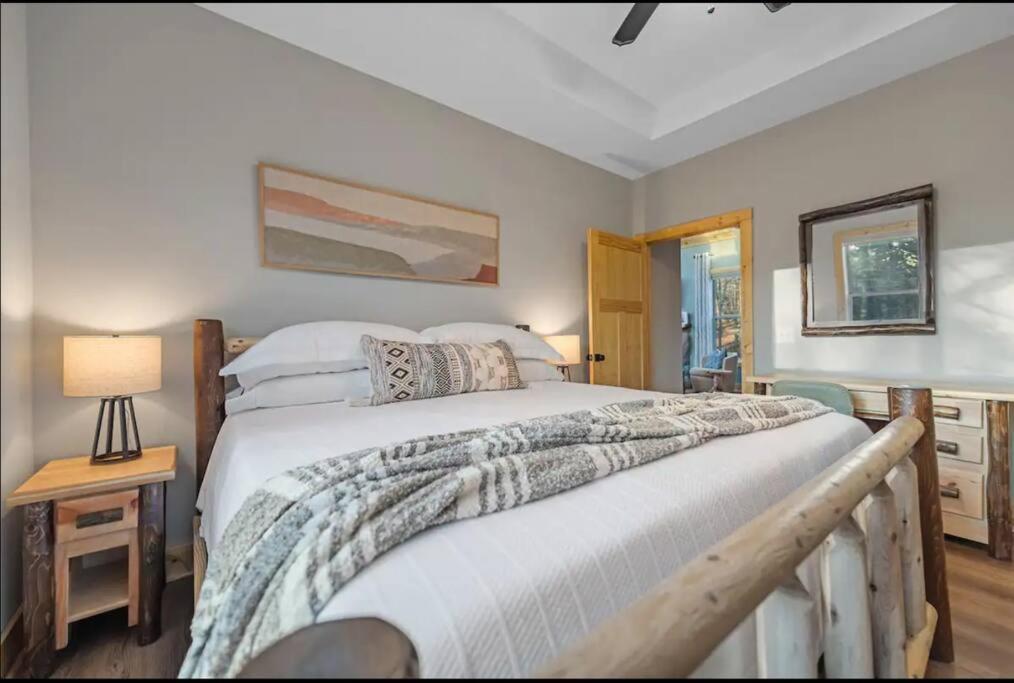 Peaceful Modern In * Ellijay