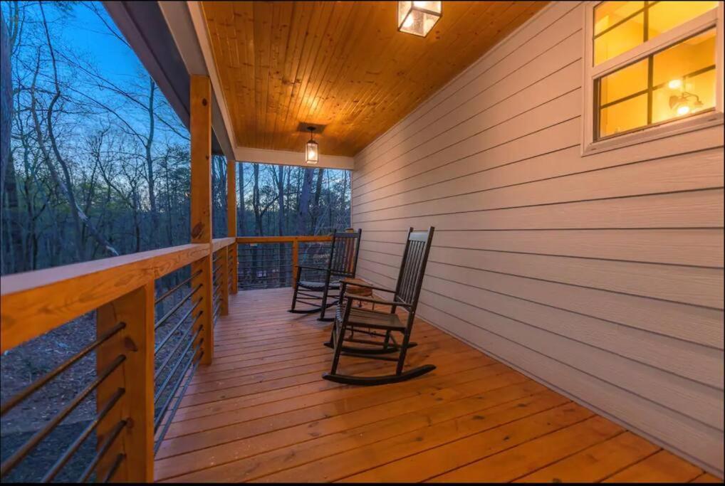 Peaceful Modern In *